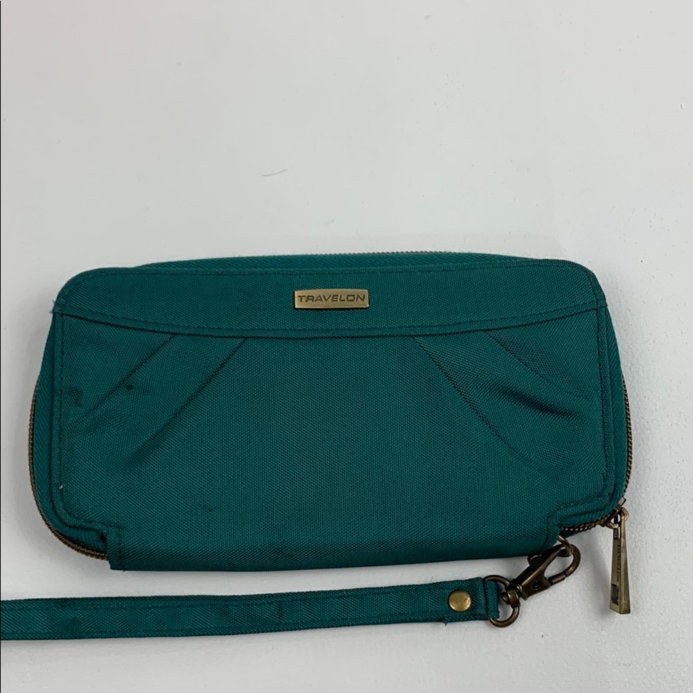 💰Bundle 3/$30 Travelon Dark Teal Green Clutch Wristlet brass Zip around strap